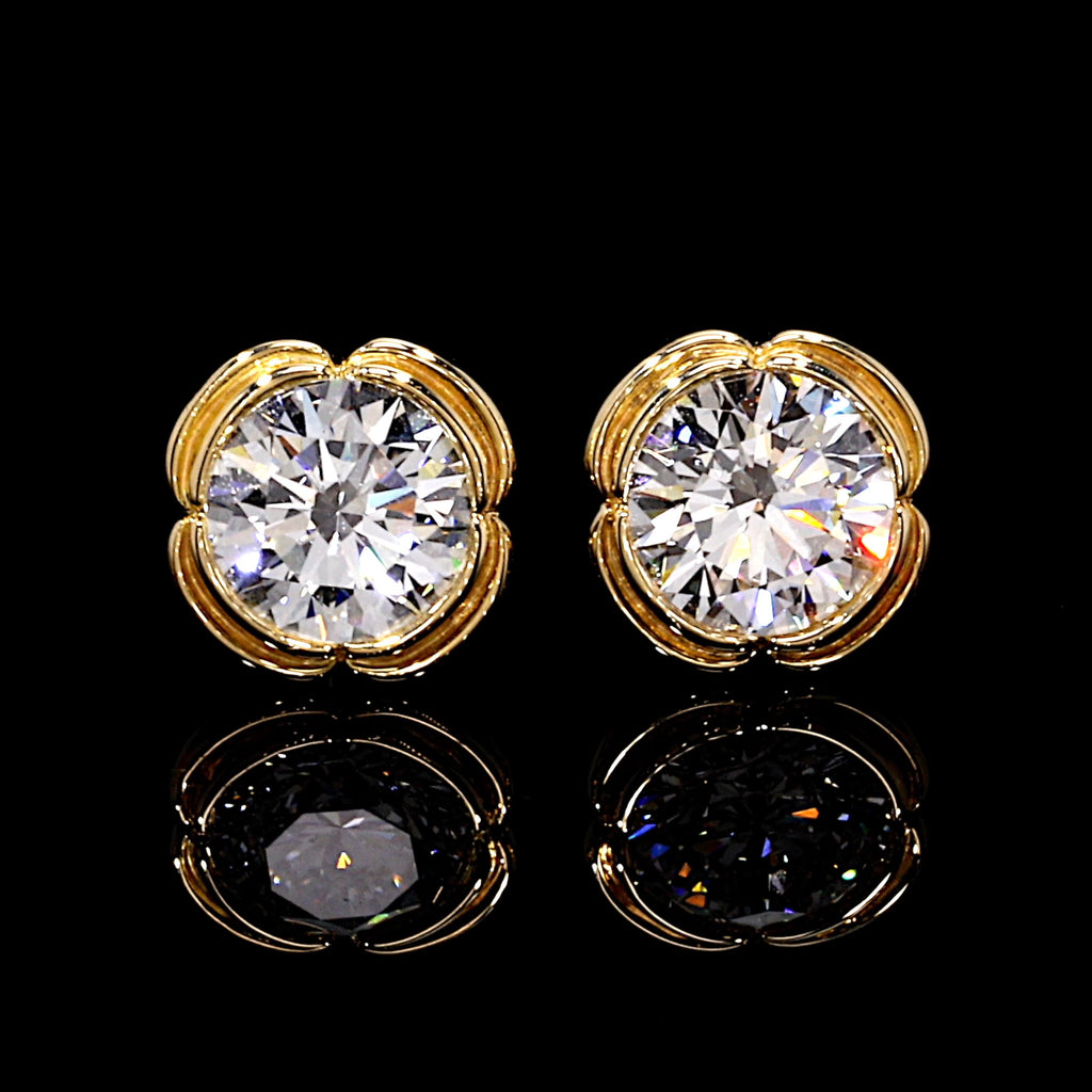 Precious Metal:18k Yellow Gold;Total Carat Weight:2 CTW